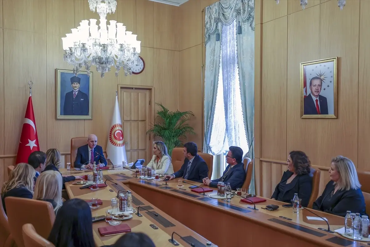 TBMM Başkanı Numan Kurtulmuş, Antalya İş Kadınları Derneği’ni Kabul Etti